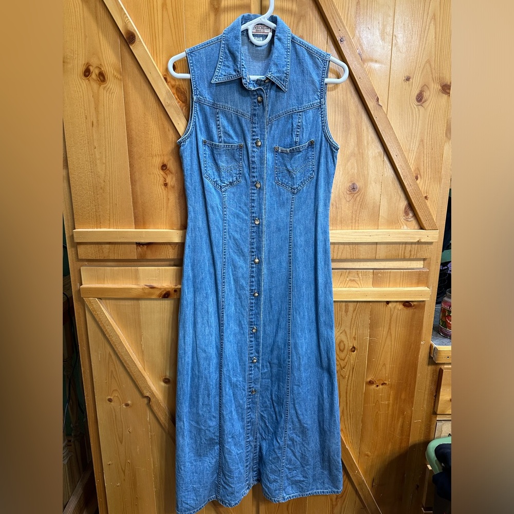 Women’s Guess Sleeveless Denim Dress